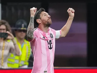 Messi "Oltin to'p" poygasida "Real Madrid" va "Barselona" yulduzlaridan oldinda