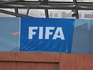 FIFA milliy chempionat o'yinlarini xorijda o'tkazishga ruxsat berishi mumkin