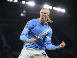Xoland "Arsenal"ga qarshi o'yindagi epizodni hazil bilan esladi