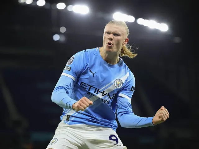 Xoland "Arsenal"ga qarshi o'yindagi epizodni hazil bilan esladi