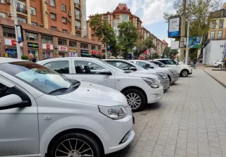 Avtoturargohlarda harakatlanish tezligi 5 km soat etib belgilandi