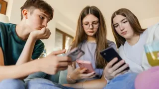 Turkiyada 15 yoshgacha bo'lgan bolalarga ijtimoiy tarmoqlar taqiqlandi