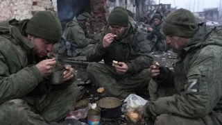 Rossiya harbiylari orasida oziq-ovqat tanqisligi va kannibalizm holatlari aytildi
