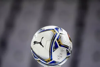 Nyurnbergning sobiq futbolchisi kiyik bilan baxtsiz hodisa tufayli vafot etdi