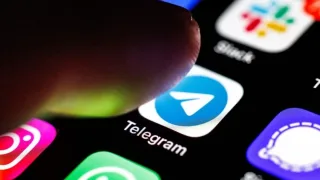 Yuqori Chirchiq tumanida o'quvchi qizga shilqimlik qilgan maktab direktori qamaldi