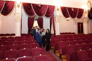 Saida Mirziyoyeva Toshkent teatrlari va madaniyat maskanlarini ko‘zdan kechirdi