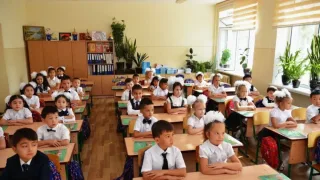 Maktabda dars qoldirgan o'quvchilarning ota-onalariga onlayn jarima solinadi