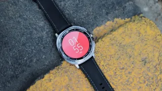Samsung navbatdagi Galaxy Watch soatlarida Micro LED ekranlardan foydalanadi