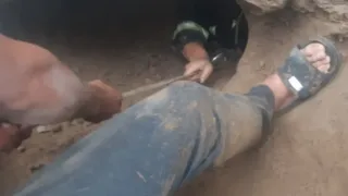Namanganda qutqaruvchilar hojatxonaga tushib ketgan bolani qutqarib qoldi