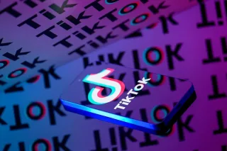 Universal Music Group va TikTok suniy intellekt bo‘yicha kelishuvga erishdi