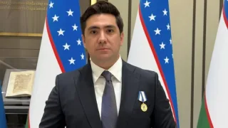 Aktyor Shoxrux Hamdamov Kelajak bunyodkori medali bilan taqdirlandi