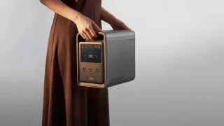 Anker Solix S2000 ixcham va quvvatli zaryadlash stansiyasini taqdim etdi