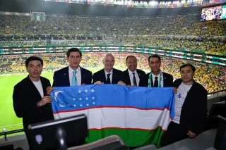 O‘zbekiston sport rasmiylari Meksikada Janni Infantino bilan uchrashdi