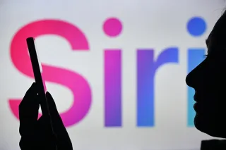 Apple suniy intellektga asoslangan yangi Siri tizimini taqdim etdi