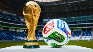 FIFA futbol o‘yinlarida vaqtni cho‘zishga qarshi yangi qoidalarni joriy etadi