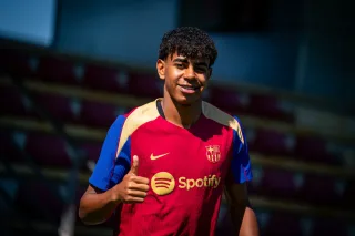 Lamin Yamal Ispaniya La Ligasida mavsumning eng yaxshi futbolchisi bo‘ldi