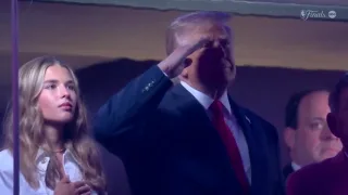 Donald Trampning NBA finaliga tashrifi muxlislar tomonidan hushtakbozlik bilan kutib olindi