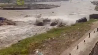 Bektemir tumanida Chirchiq daryosi qirg‘og‘i o‘pirilib ketdi