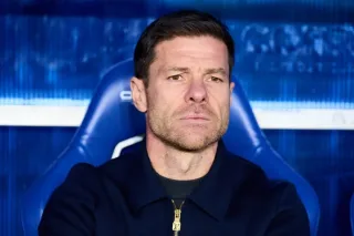 Xabi Alonso Real Madridning ikki futbolchisini Chelsi tarkibiga qo‘shmoqchi