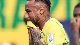 Santos Neymarga kelajagi bo‘yicha qaror qabul qilishga muhlat berdi