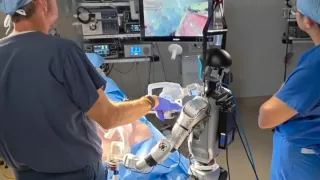 Gumanoid robotlar jarrohlik amaliyotida ilk bor muvaffaqiyat qozondi