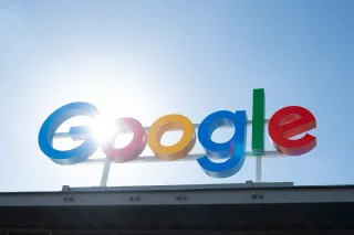 Google hisobga kirish uchun selfi-video funksiyasi joriy etildi