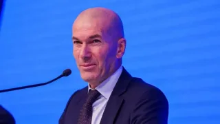 Zidan Fransiya terma jamoasi boshqaruviga keldi va logotip yangilandi