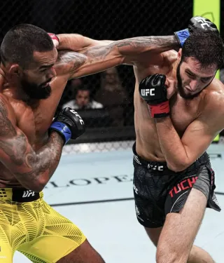 Magomed Tuchalov UFCdagi ilk jangida qiyin g‘alabaga erishdi