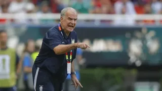 Marselo Biyelsa Urugvay terma jamoasi bosh murabbiyligidan ketdi