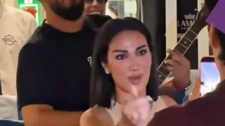 Munisa Rizayeva Afrosiyob poyezdida yo‘lovchilar uchun konsert uyushtirdi
