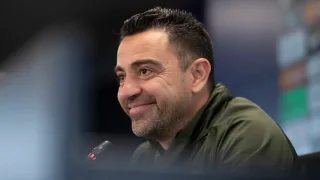 Xavi Simons Niderlandiya terma jamoasining yangi murabbiyini tabrikladi