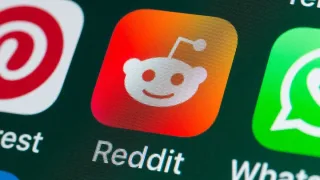 Reddit platformasi moderatsiya jarayonlarini avtomatlashtirishga qaratilgan yangilanishlarni boshladi