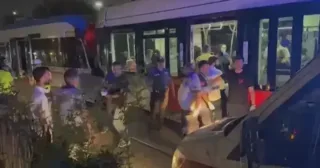Istanbulda ikki tramvay to‘qnashishi oqibatida yo‘lovchilar jarohat oldi