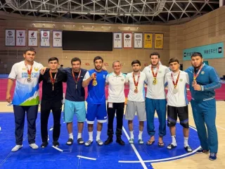 O‘zbekistonlik kurashchilar Xitoydagi xalqaro turnirda to‘qqizta medalni qo‘lga kiritdi