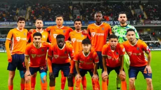 Istanbuldagi bahsda Fayzullayev assist, Shomurodov esa gol qayd etdi