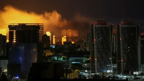 Ukraina shaharlariga berilgan tungi hujumlar oqibatida qurbonlar bor