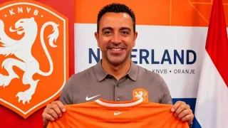 Xavi Ernandes Niderlandiya terma jamoasida yangi loyiha boshladi