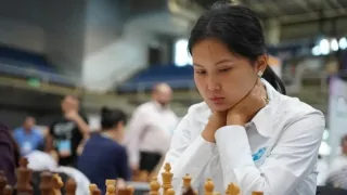 Afruza Hamdamova kuchli o‘nlikda, Asaubayeva esa poygada yetakchilik qilmoqda