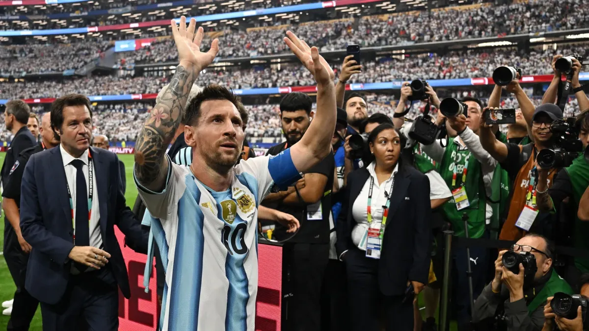 Argentina futbol federatsiyasi Lionel Messini munosib tarzda taqdirlaydi