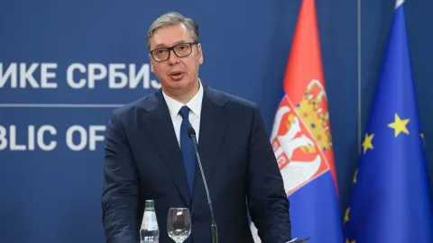 Serbiya prezidenti parlamentni tarqatib muddatidan avval saylov e’lon qildi
