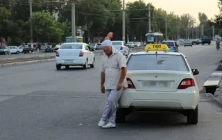 O‘zbekistonda taksi haydovchilari soni keskin kamayib bormoqda