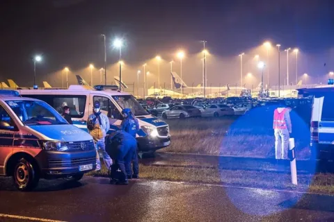 Yevropa Ittifoqi rossiyaliklar uchun viza tartibini qatʼiylashtirmoqda