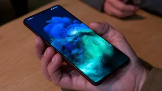 Samsung avvalgi avlod flagmanlari uchun suniy intellekt funksiyalarini taqdim etdi