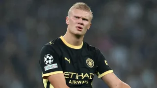 Erling Xolandning dubli Manchester Siti gʻalabasini taʼminladi