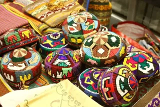 Boysun do‘ppisi rasman davlat reyestriga kiritilib himoyaga olindi