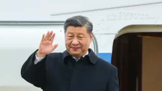 Si Szinpin AQShga tarixiy tashrif bilan yo‘l oldi