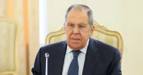 Sergey Lavrov G‘arbning xalqaro maydondagi ta’siri pasayayotganini aytdi