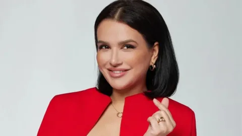 Nilufar Usmonova onasiga aytolmay yurgan dil so‘zlarini oshkor qildi