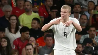 Erling Holand Portugaliyaga qarshi o‘yinda jarohat olib maydonni tark etdi