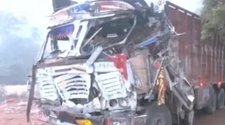 Hindistonda yuk mashinasi ziyoratchilarni bosib ketishi oqibatida qurbonlar bor